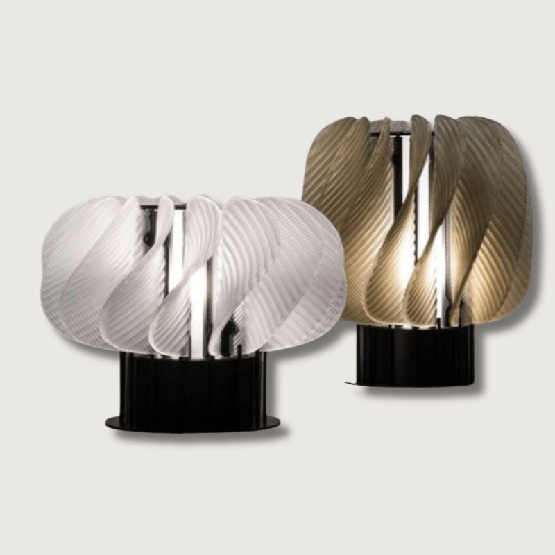 Moderne, elegante LED-Tischlampe im minimalistischen Design aus Aluminium