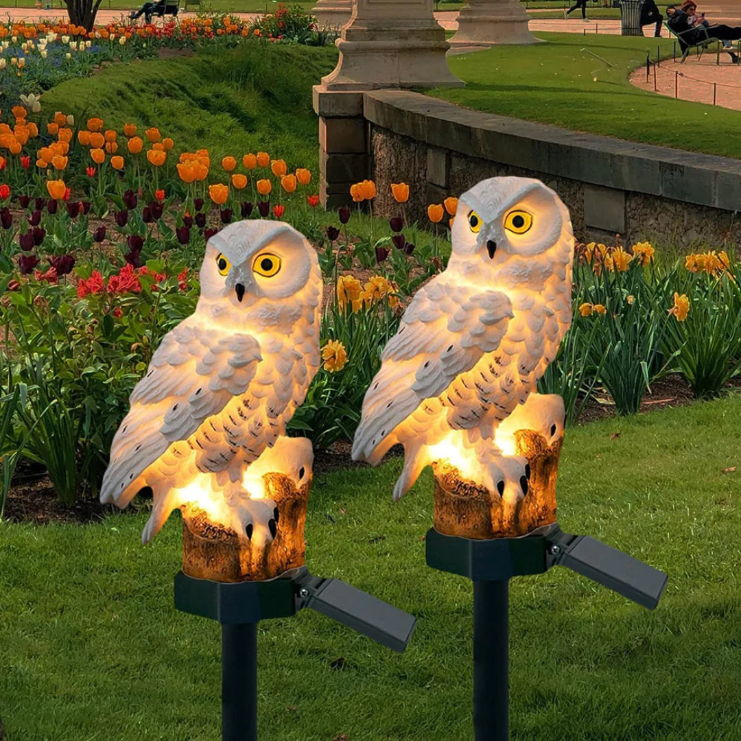 Solar-Außenlampe in Form einer dekorativen Eule aus Kunstharz