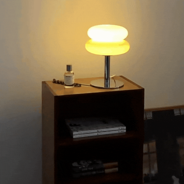 LioraGlass | Elegante LED-Tischlampe aus Glas für stimmungsvolle Beleuchtung