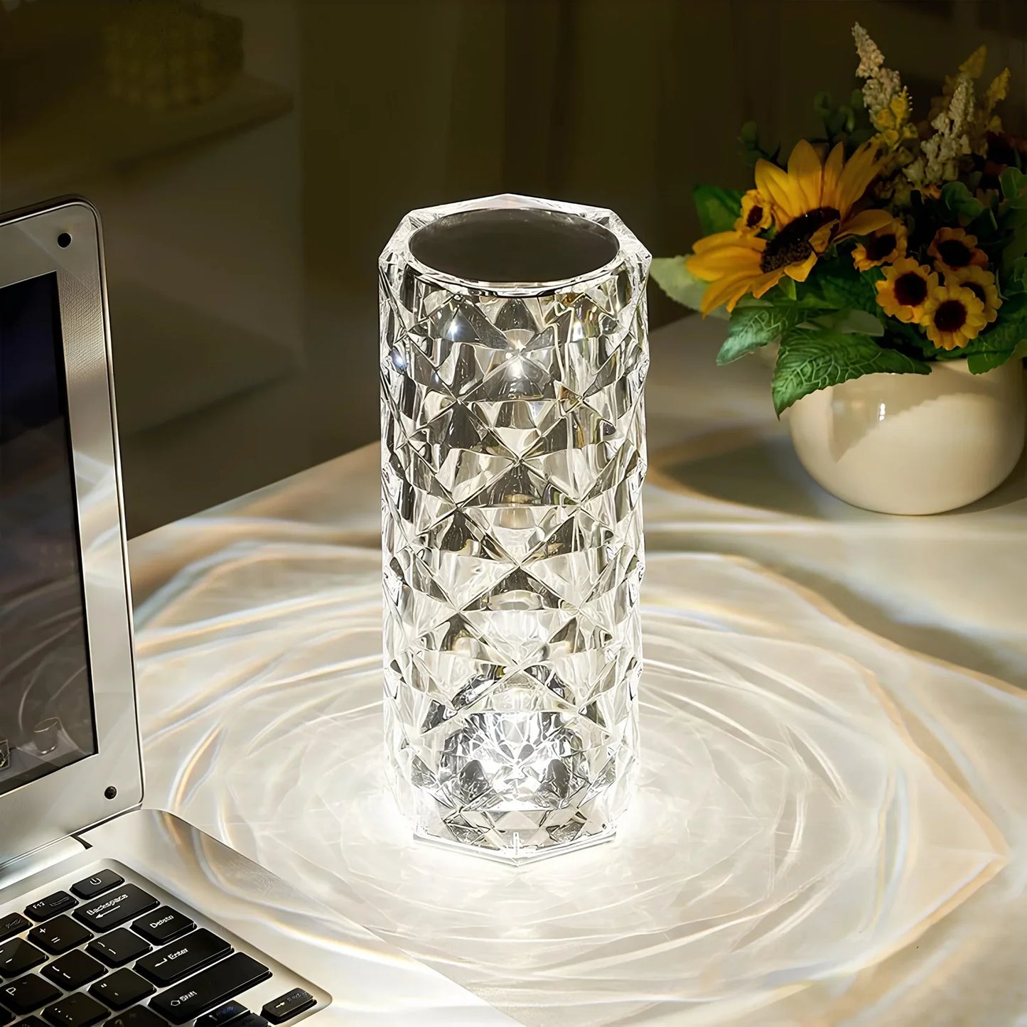 Lunora Glint | Kristall-Tischlampe mit stimmungsvollem Lichtspiel