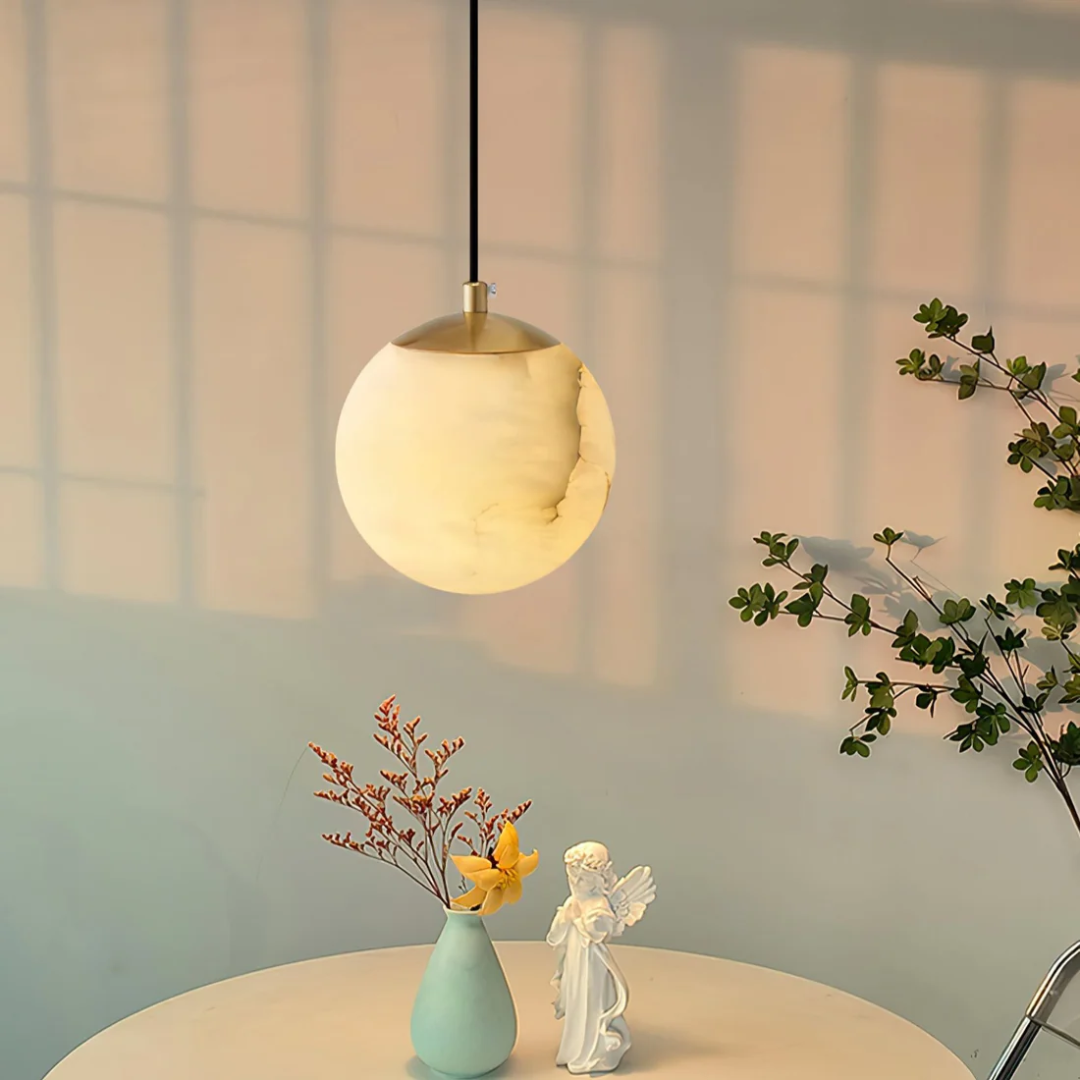 Alvora Orb | Alabaster hanglamp met warm LED-licht