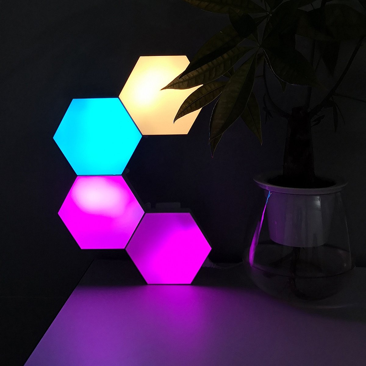 Lunexa Hexa | Modulare LED-Wandpaneele mit Touch- und Farbsteuerung