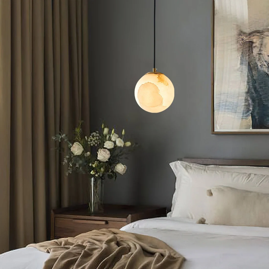 Alvora Orb | Alabaster hanglamp met warm LED-licht