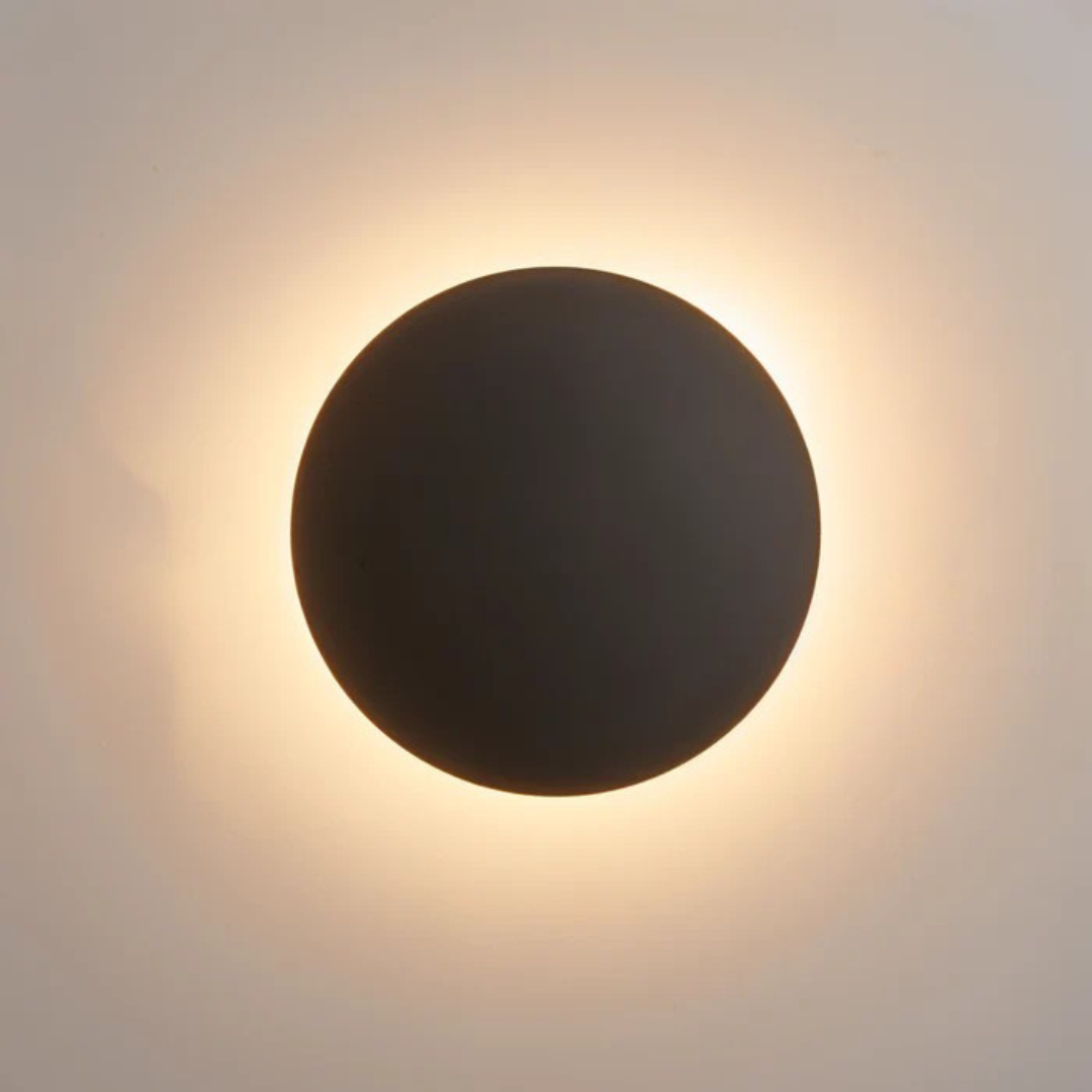 Hadro Arc | Runde LED Wandleuchte in Schwarz-Gold für Innenräume