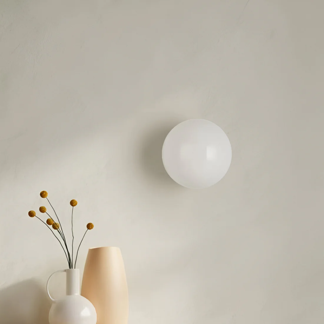 Pietra Luma | Ronde glazen wandlamp met warm wit LED-licht