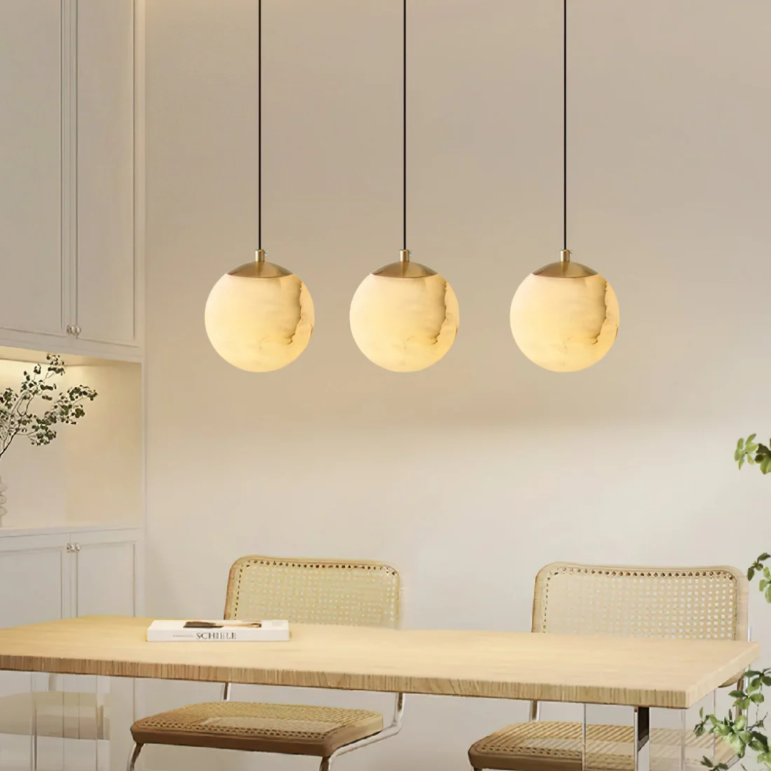 Alvora Orb | Alabaster hanglamp met warm LED-licht