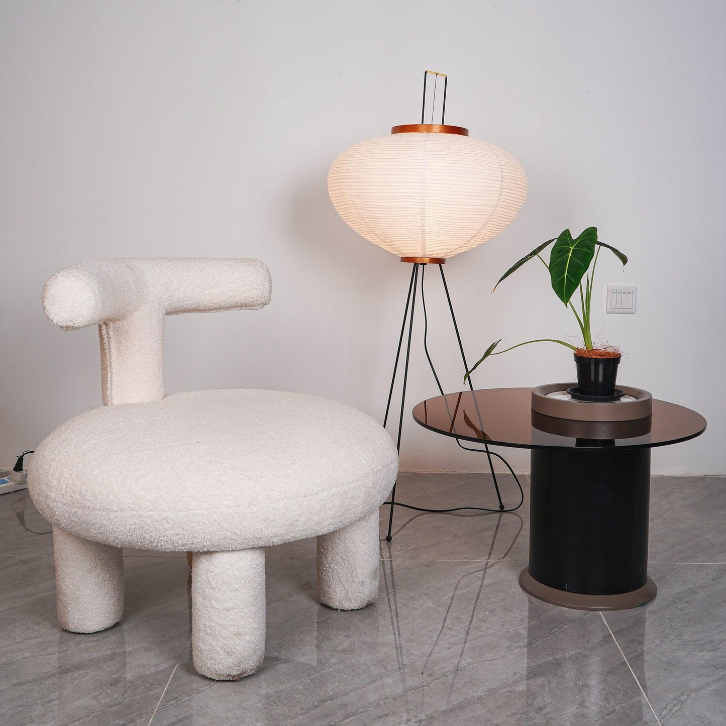 Lunora Haze | Skulpturale Stehlampe aus Reispapier im Japandi-Stil