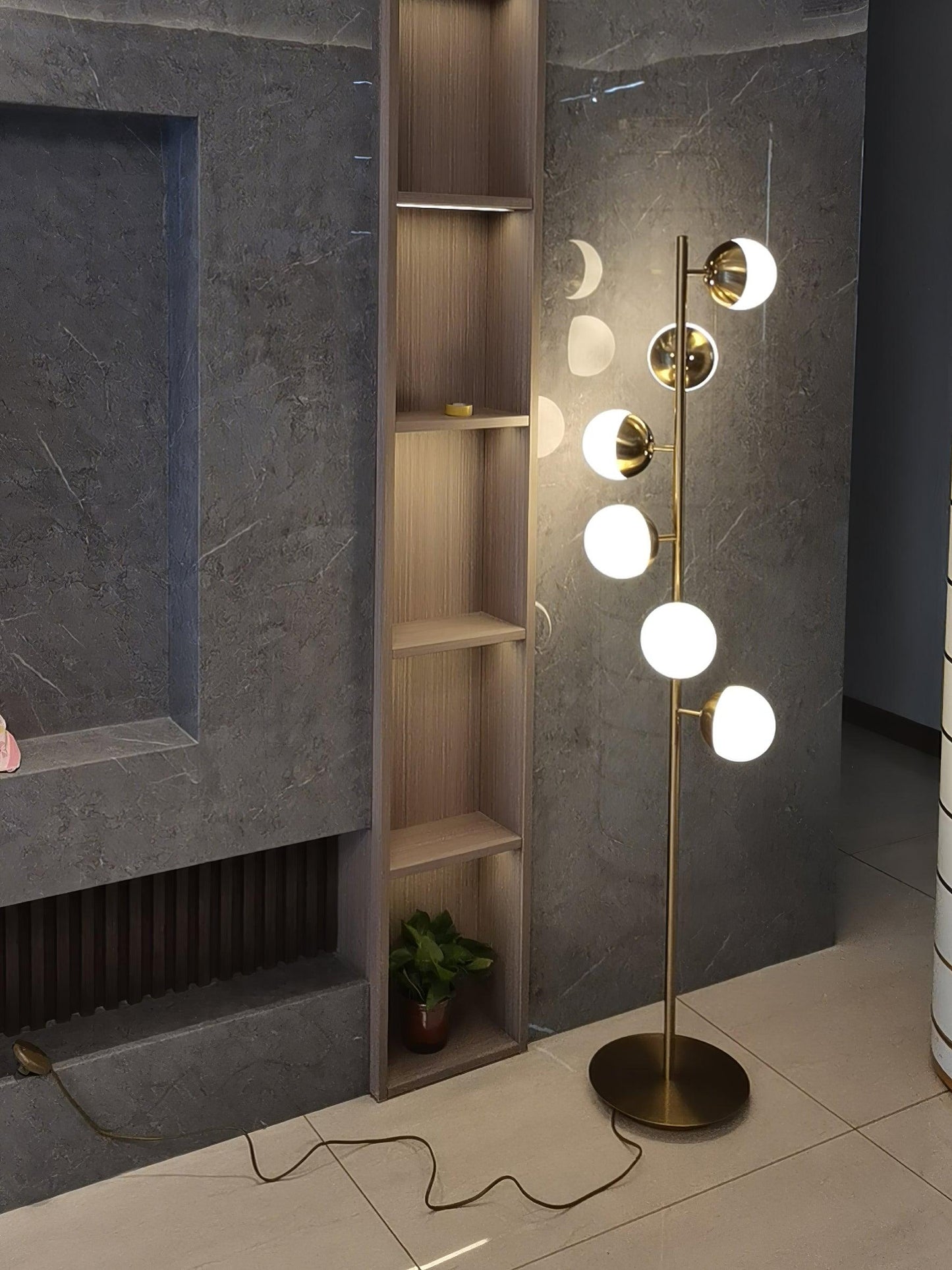 Sylvara Tree | Skulpturale LED-Baumleuchte im modernen Design