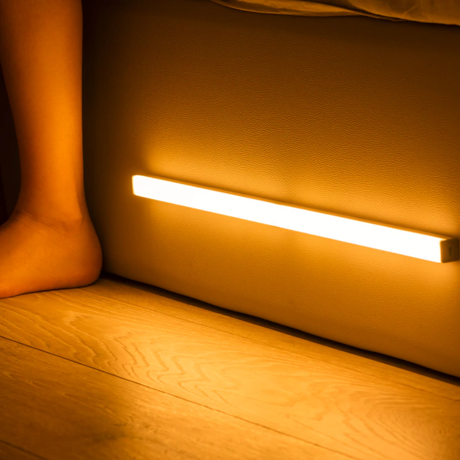 LumiSense Bar | LED-Leuchte mit Bewegungssensor & USB-/Batteriebetrieb