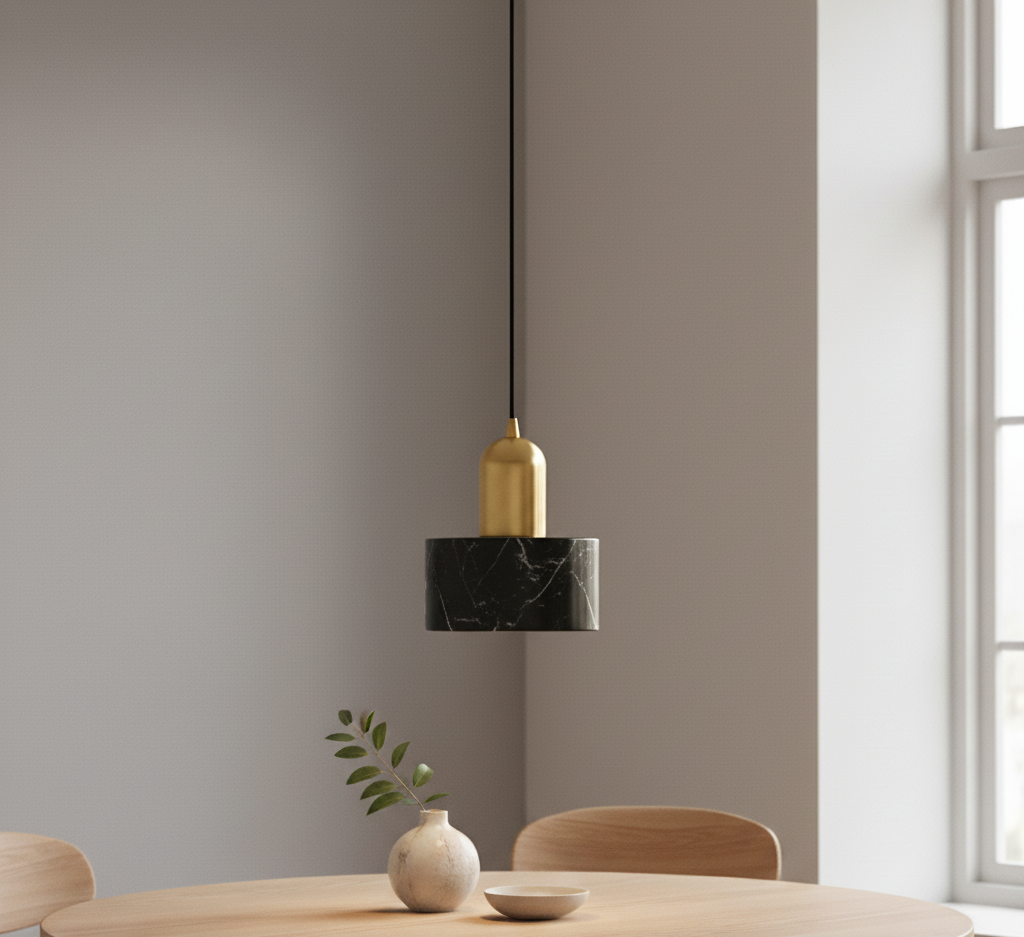 Arca Design-Pendelleuchte mit Goldakzent – Moderne Pendelleuchte für Esszimmer und Wohnzimmer