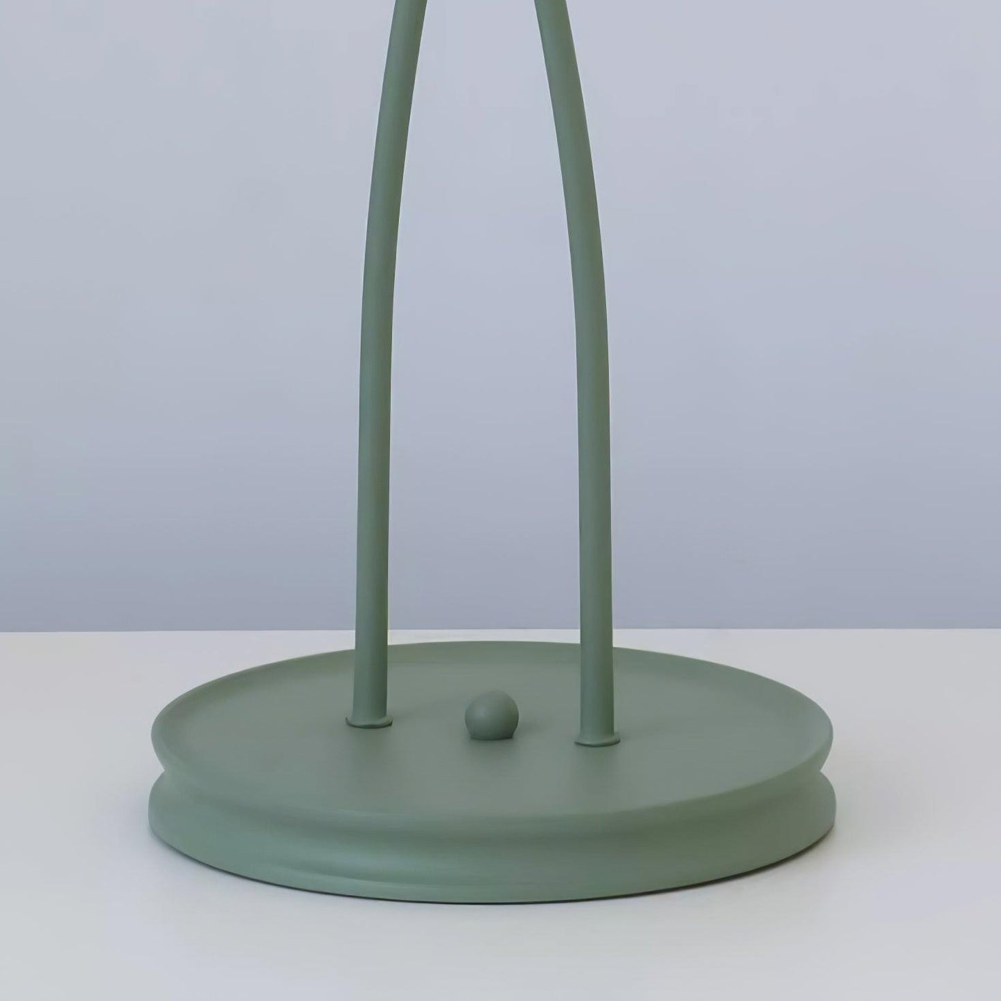 Calla Stehleuchte | LED Stehlampe in Blumenform mit dekorativem Design