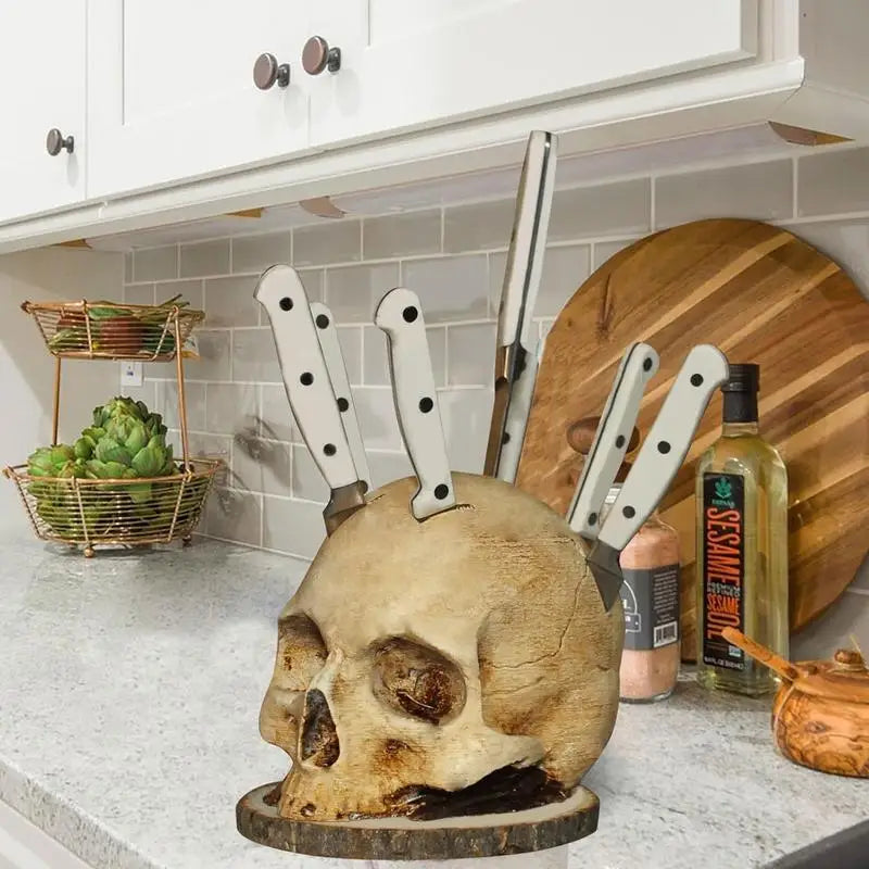 Nocturnis Blade | Messerhalter im handgefertigten Totenkopf-Design für 7 Messer