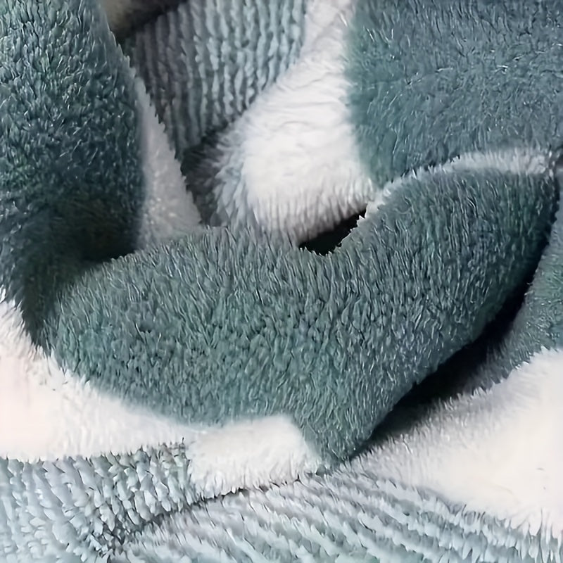 AquaPlush 8-teiliges Handtuchset | Weiche Badetücher aus Coral Fleece