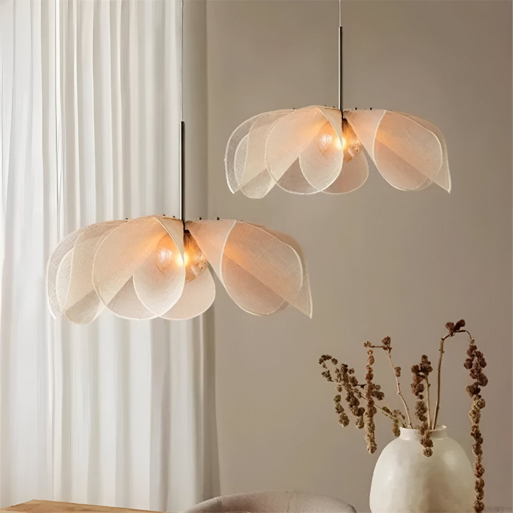 Floruma Lune | Pendelleuchte im floralen Boho-Design aus Glas
