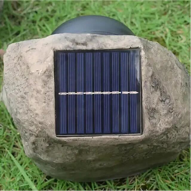 Solar-LED-Außenlampe in Steinoptik – wetterfest, IP65
