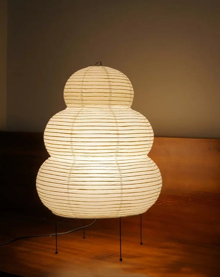 Yunari Curve | Stehlampe im Wabi-Sabi-Stil