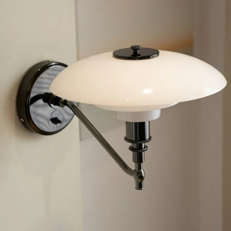 Eosphoros | Moderne metalen wandlamp in minimalistische stijl