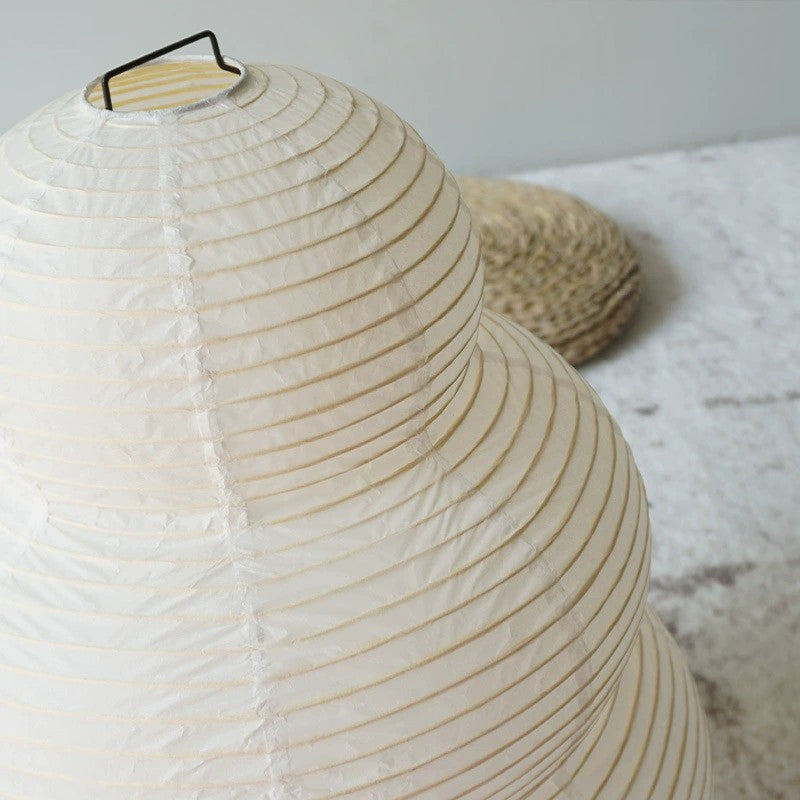 Yunari Curve | Stehlampe im Wabi-Sabi-Stil
