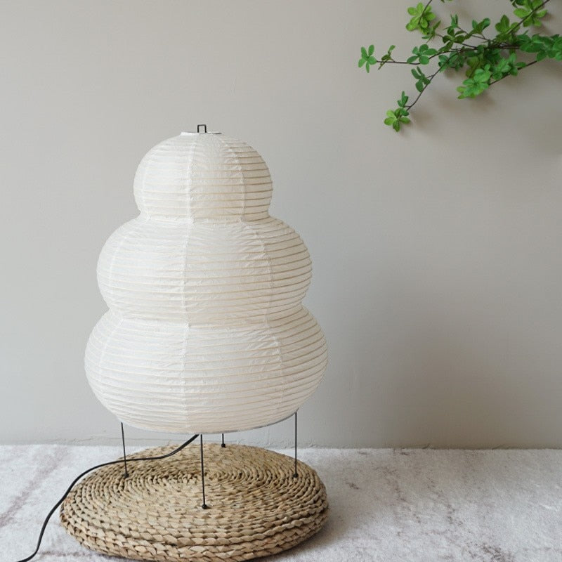 Yunari Curve | Stehlampe im Wabi-Sabi-Stil