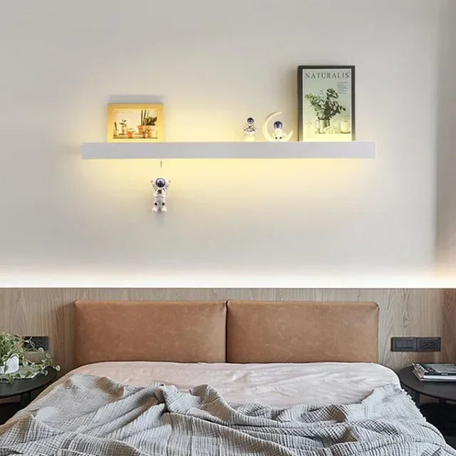 Luntheris – Moderne LED-Wandleuchte mit Ablage für Schlafzimmer & Wohnzimmer