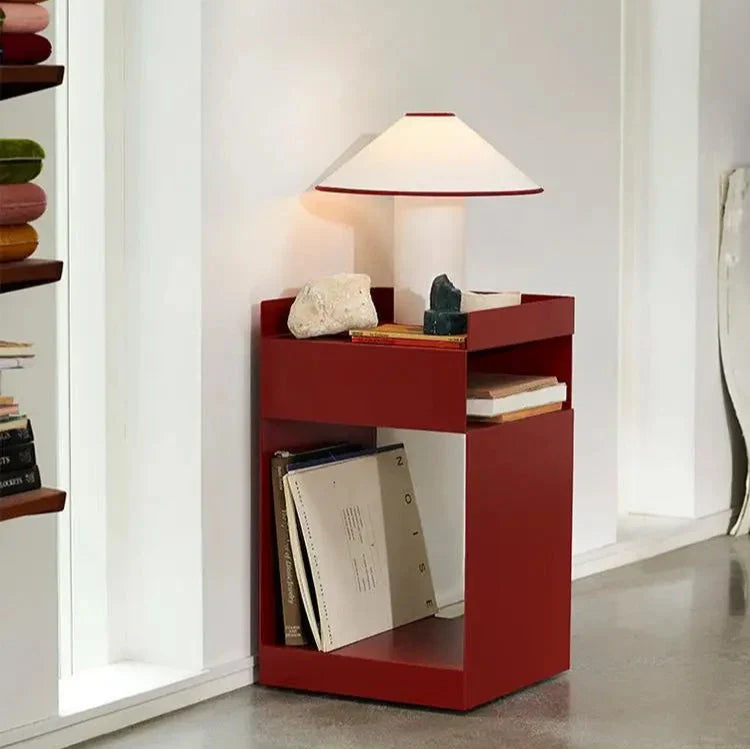Arket Fold | Metalen bijzettafel in Deens origami-design