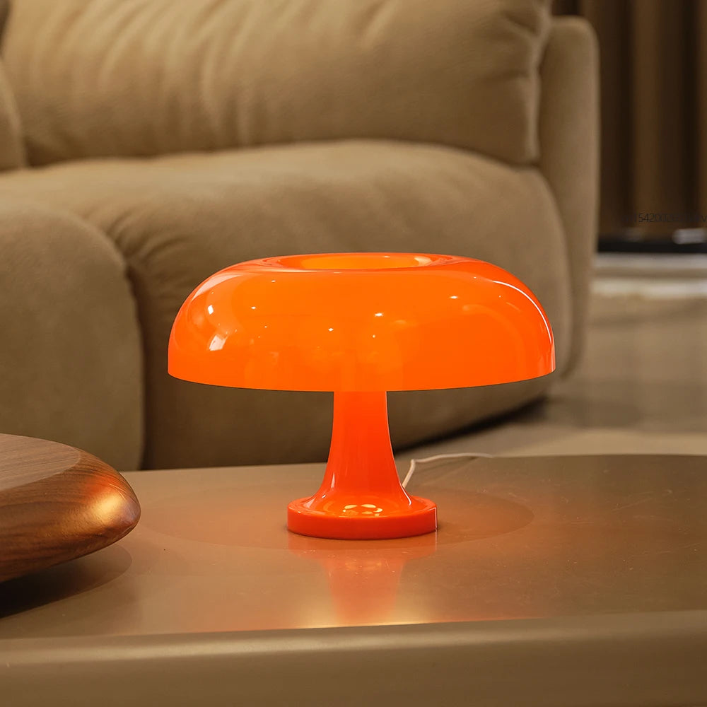 Lumira Sienna | Dimmbare LED Tischlampe im Bauhaus-Stil