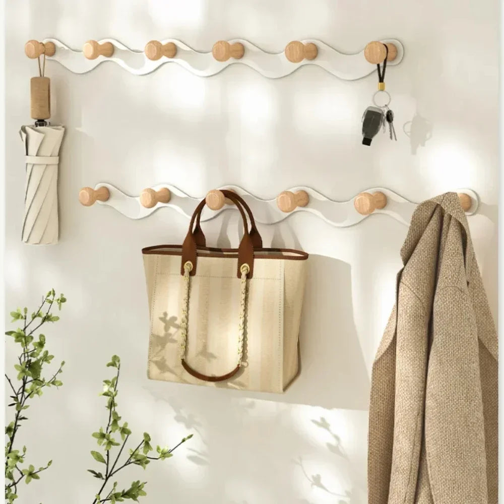 Wandgarderobe mit Kreativem Wellenhaken – Bohrfreie Montage