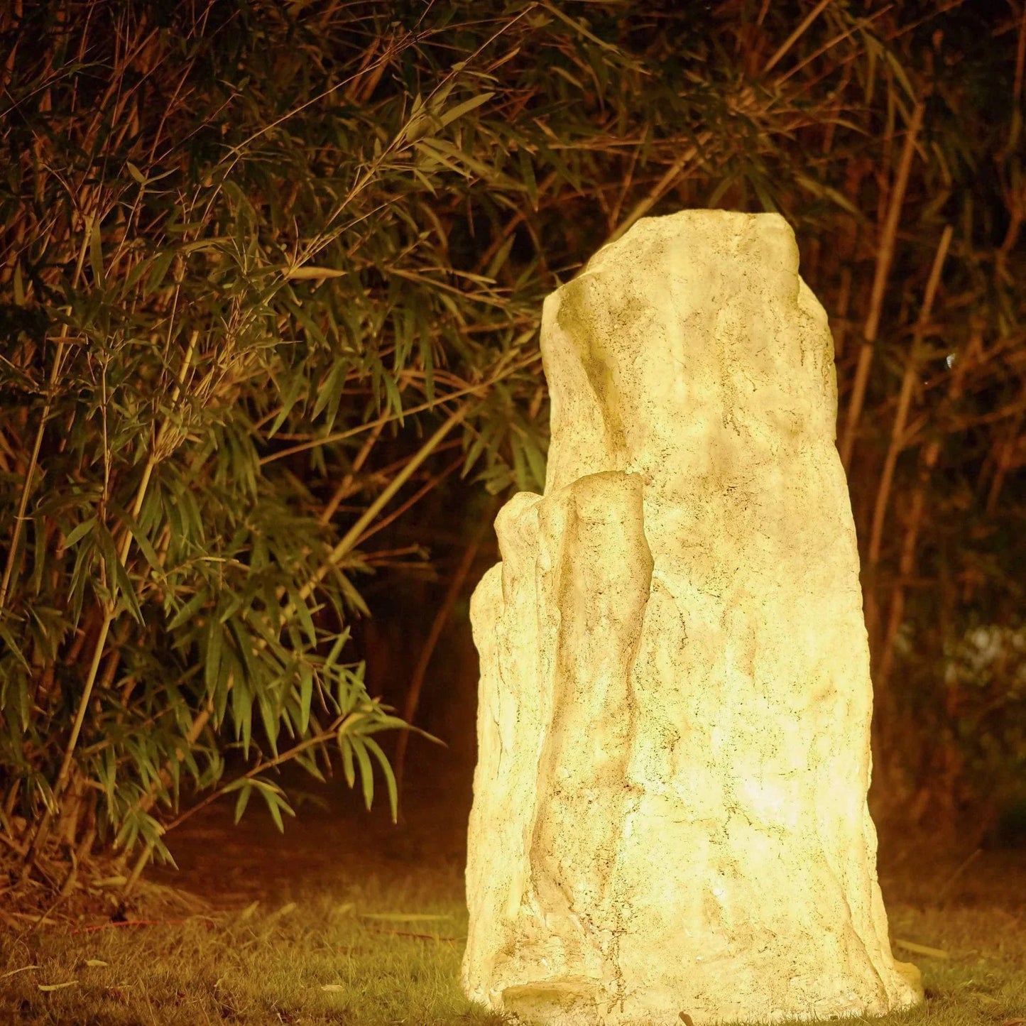Nordlys Stone | Weerbestendige LED-buitenlamp in steenlook