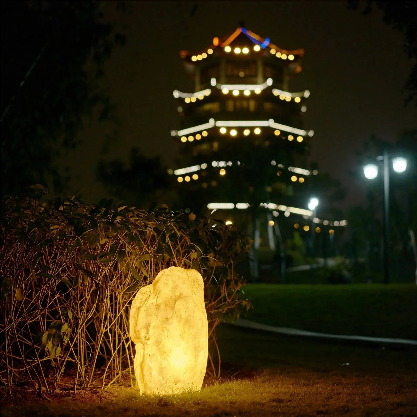 Nordlys Stone | Weerbestendige LED-buitenlamp in steenlook