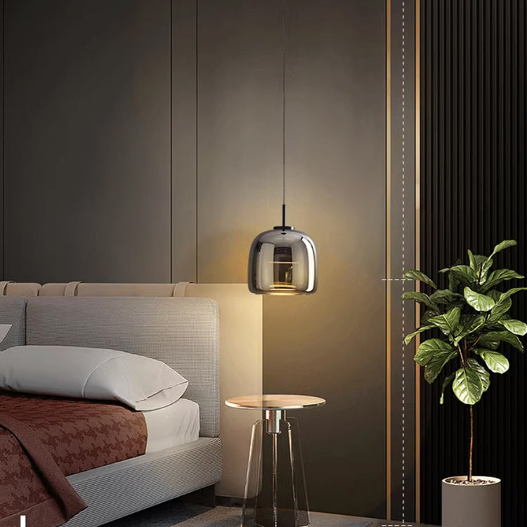 Svarna | Noordse hanglamp van getint glas