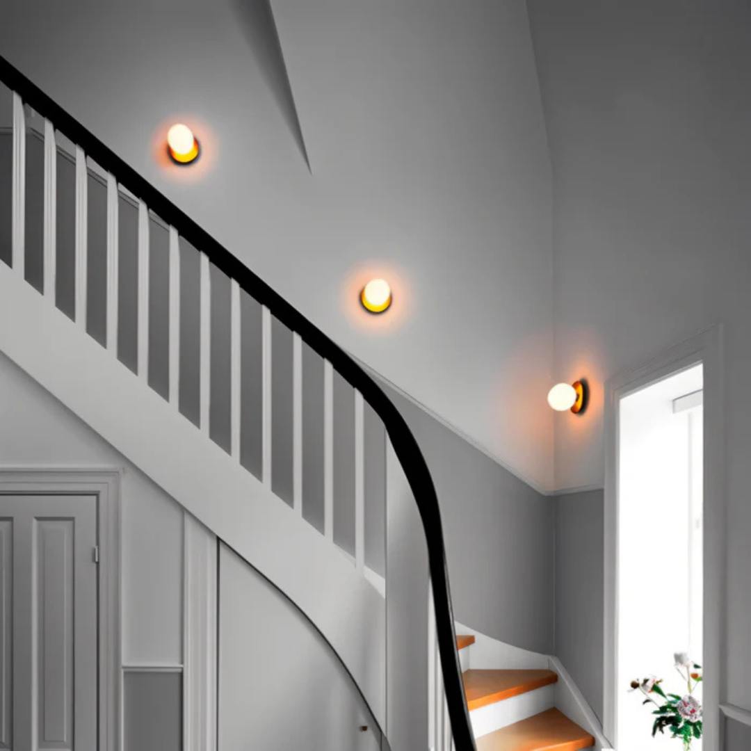 Arc | Luxe LED-Decken- & Wandleuchte im minimalistischen Design