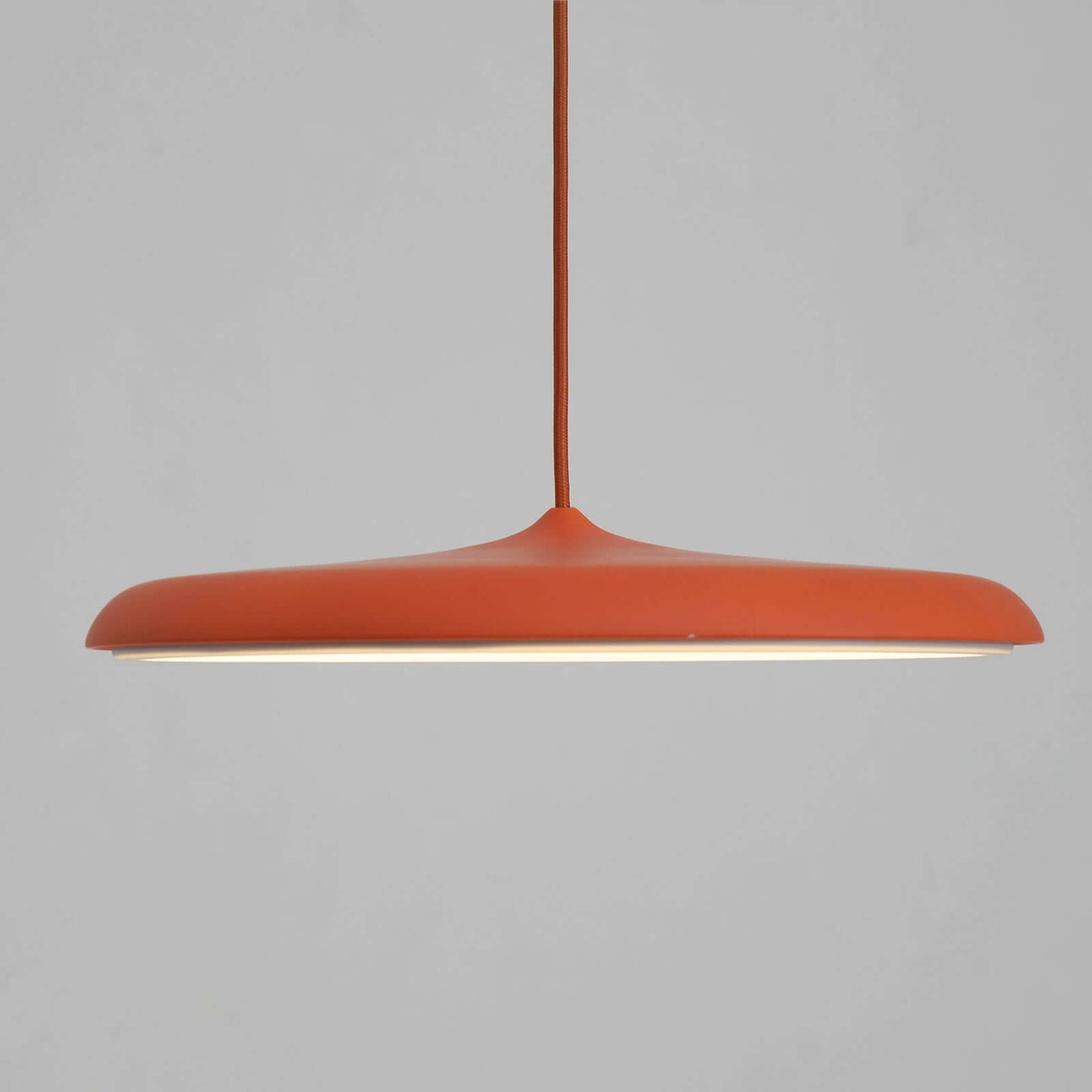 Lunir Halo | minimalistische Pendelleuchte im modernen Design