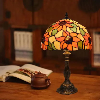 Lunavia Tiffany | Kabellose LED Tischlampe mit Farbwechsel