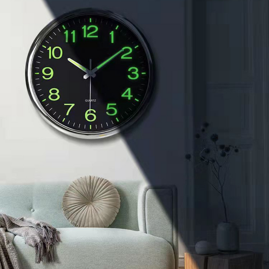 Treviq Lumo | Große LED-Wanduhr mit Leuchtanzeige