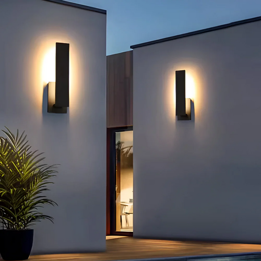 Lyrux | Minimalistische LED-Außenleuchte für moderne Fassaden