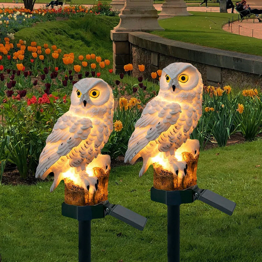 Solar-Außenlampe in Form einer dekorativen Eule aus Kunstharz