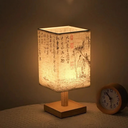 Liora | Moderne LED-Tischlampe mit architektonischer Silhouette