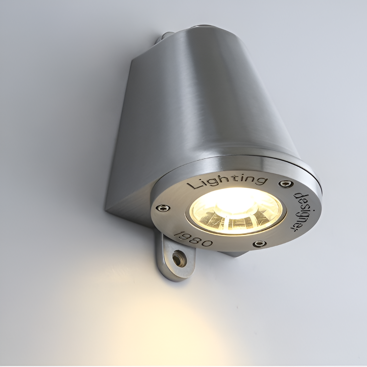 Minimalistische LED-Außen-Wandleuchte aus Aluminium – wetterfest