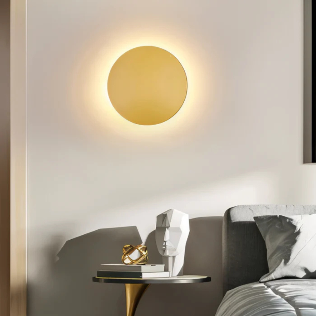 Hadro Arc | Runde LED Wandleuchte in Schwarz-Gold für Innenräume