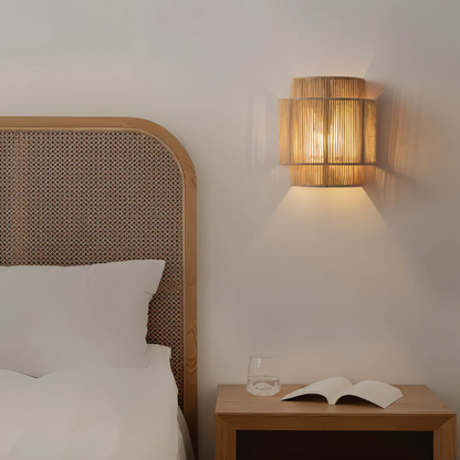 Solra | Boho-inspirierte Wandlampe aus Naturmaterialien