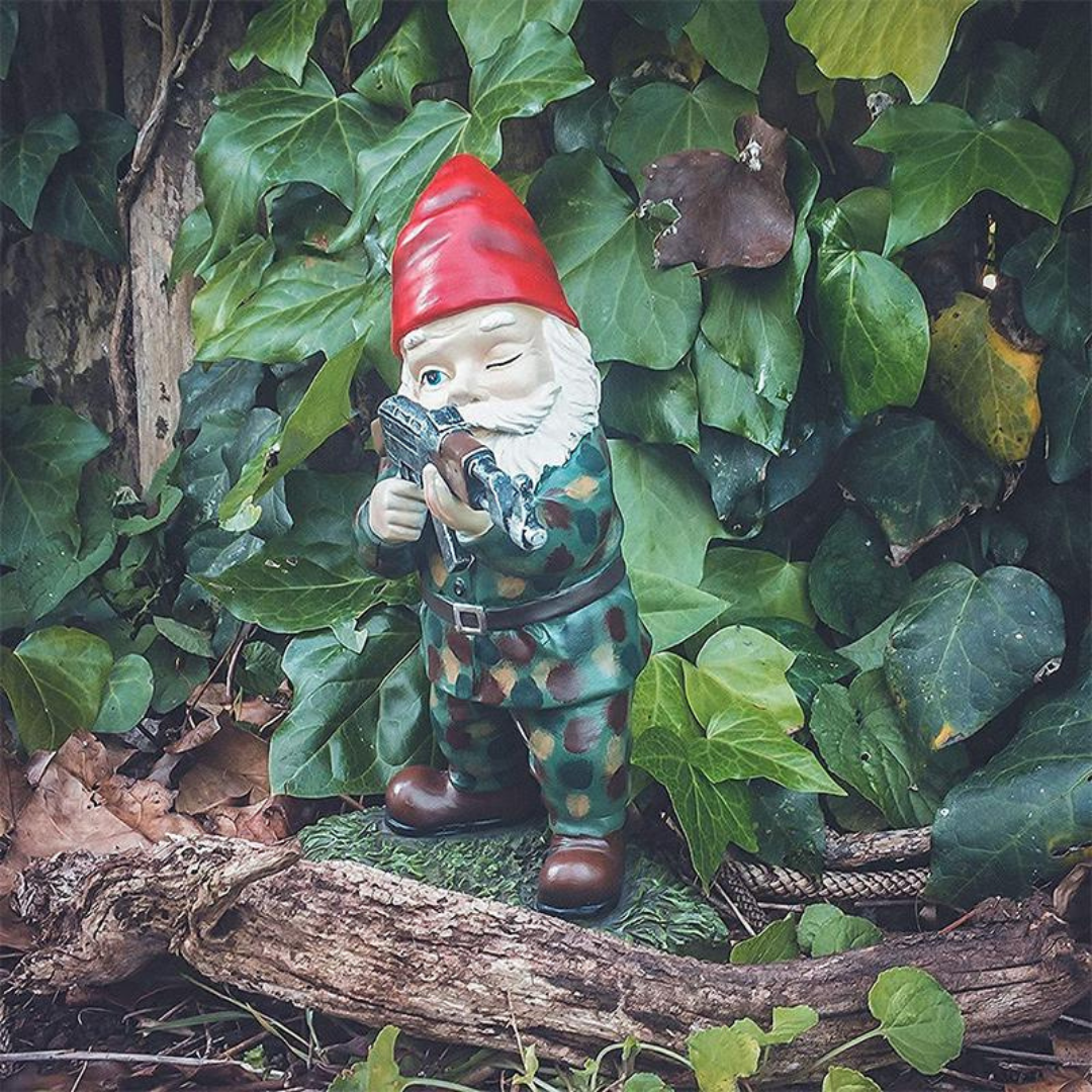 Drelix – Militärischer Gartenzwerg | Originelle Dekofigur für Garten & Terrasse
