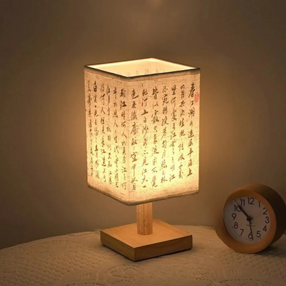 Liora | Moderne LED-Tischlampe mit architektonischer Silhouette