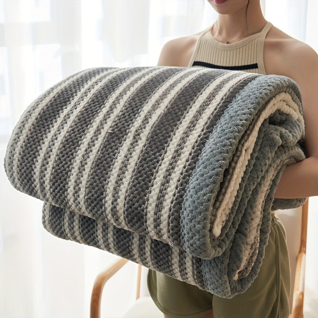 Brivor | Luxuriöse Fleece-Rautecke – Kuschelige Eleganz für gemütliche Momente