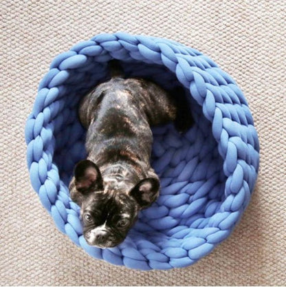 Lomya Nest | Handgehaakt wollen huisdierbed met hoge rand