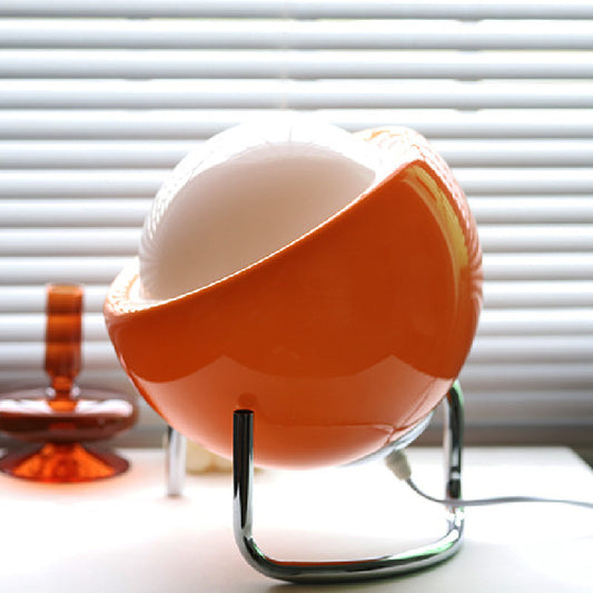 Bauvara Light | LED-Tischlampe im Bauhaus-Stil mit Glas-Schirm
