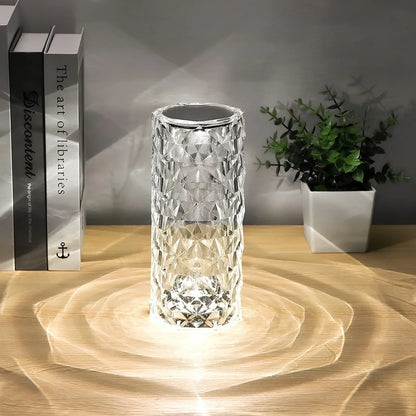 Lunora Glint | Kristall-Tischlampe mit stimmungsvollem Lichtspiel