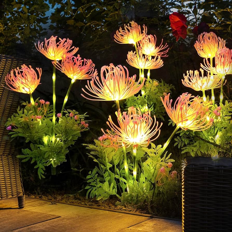 Lunir Flora | LED-Tischleuchte in magischer Blütenform