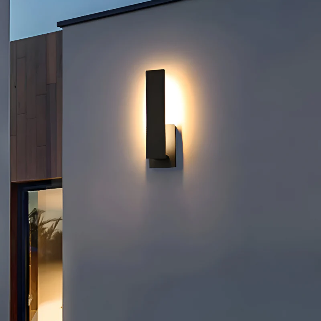 Lyrux | Minimalistische LED-Außenleuchte für moderne Fassaden