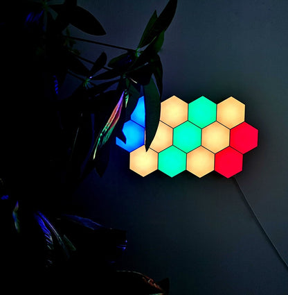 Lunexa Hexa | Modulare LED-Wandpaneele mit Touch- und Farbsteuerung