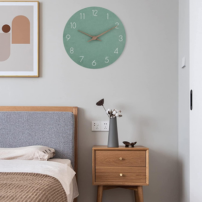 Marnua | Minimalistische Wanduhr aus Holz